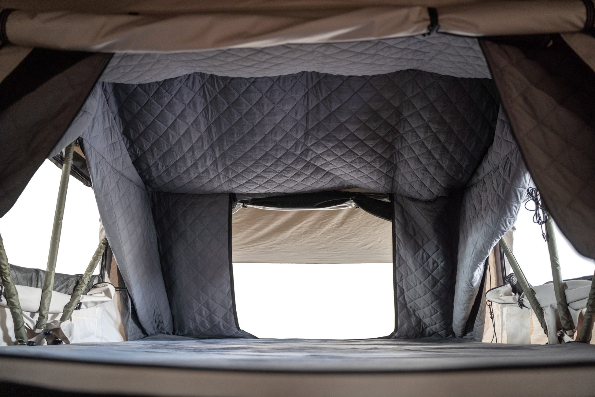 Aislamiento térmico interior tienda de techo - jovive